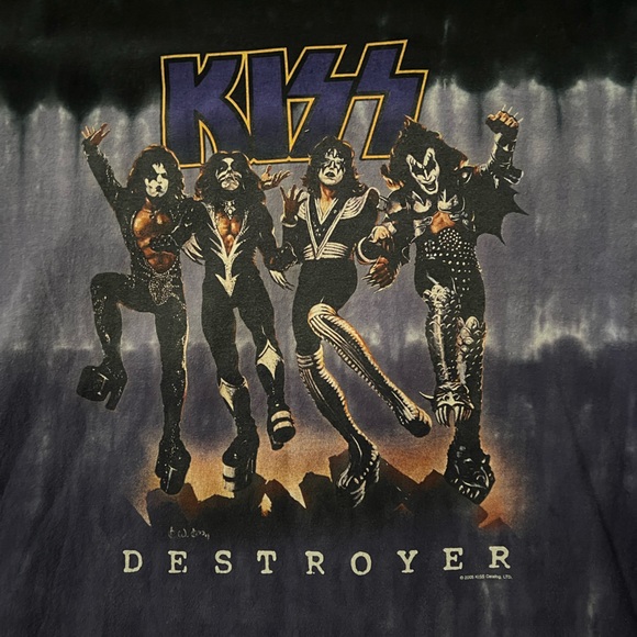 VINTAGE KISS T SHIRT PURPLE AND BLACK SIZE LARGE - Picture 3 of 7